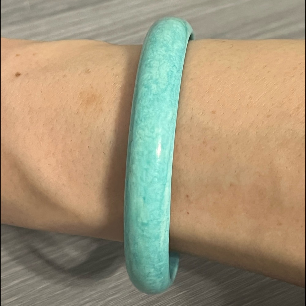 Vintage Aqua Plastic Bangle Bracelet with Marble Design